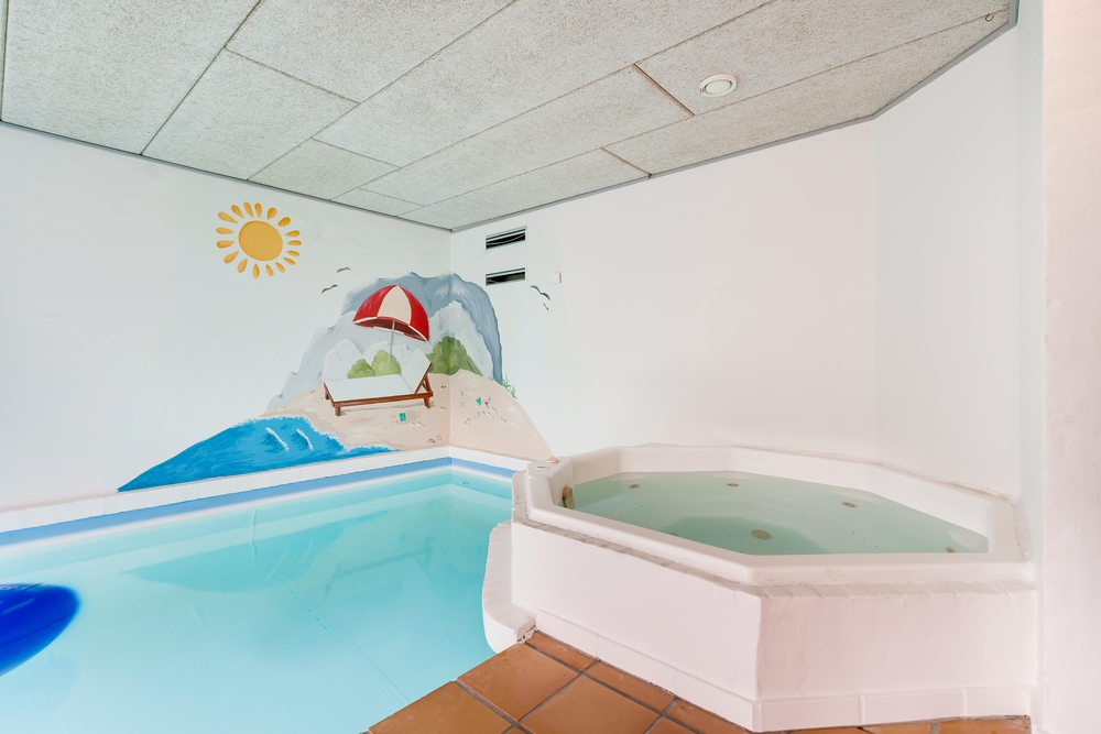 Luxuriöses Poolhaus mit ausreichend Platz für die ganze Familie