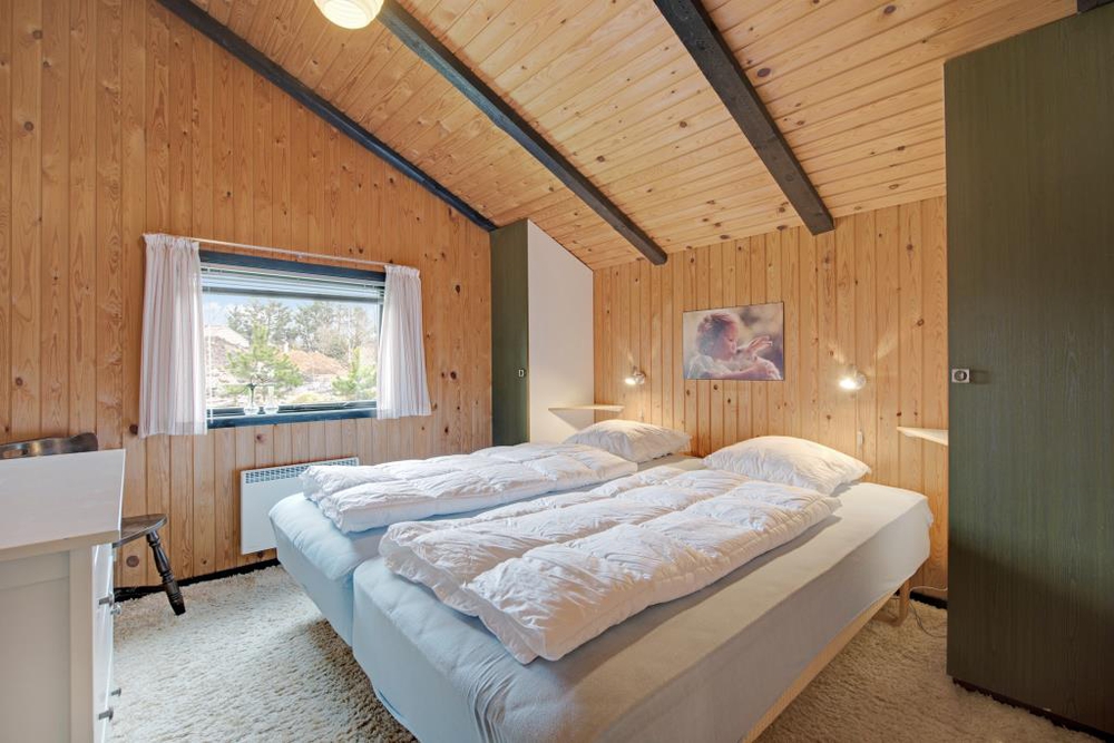 Klassisches Sommerhaus auf herrlichem Naturgrundstück