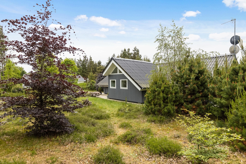Gemütliches Ferienhaus mit Kaminofen auf einem idyllischen Naturgrundstück