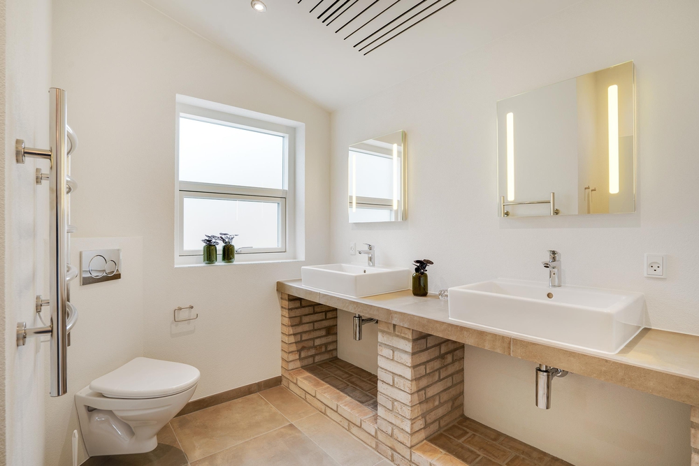 Modernes Wellness-Poolhaus mit Aussenwhirlpool und Sauna in Ho