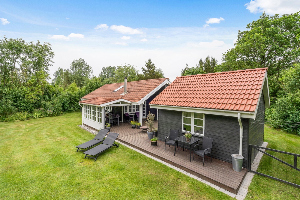 Gemütliches Ferienhaus auf Naturgrundstück mit Kaminofen